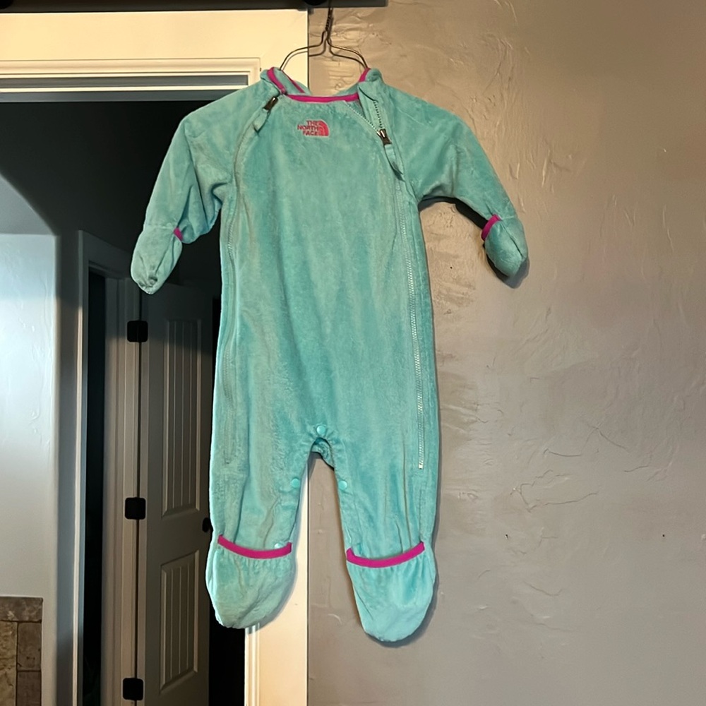 North face 12-18m fleece snow bib